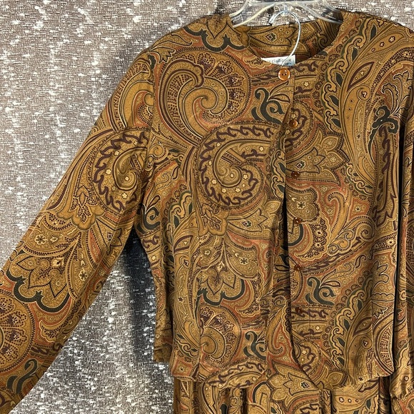 Liz Claiborne 2 Piece Skirt Set‎ Paisley Brown - Picture 3 of 9